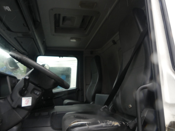 REF:91-BGH-7 - Camion Fourgon Scania (2015-458.857 km) - Koffer LKW: das Bild 4 REF:91-BGH-7 - Camion Fourgon Scania (2015-458.857 km) - Koffer LKW: das Bild 4