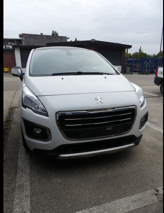 REF:C20639 - Voiture Peugeot 3008 (2015-237.408 km) (VIN: VF30U5GZTFS219665) - PKW: das Bild 2 REF:C20639 - Voiture Peugeot 3008 (2015-237.408 km) (VIN: VF30U5GZTFS219665) - PKW: das Bild 2