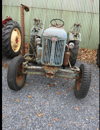 Tracteur agricole + barre faucheuse latérale Normag Kornett II (VIN:19010271952) - Traktor: das Bild 3 Tracteur agricole + barre faucheuse latérale Normag Kornett II (VIN:19010271952) - Traktor: das Bild 3