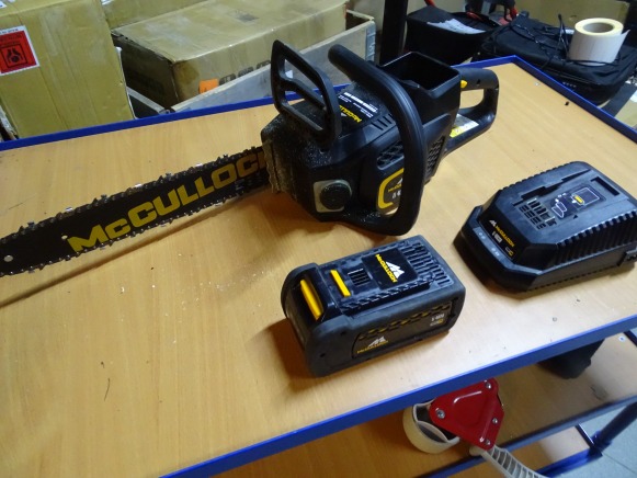 Tronçonneuse 40 V Mc CULLOCH LI 40CS - Metallbearbeitungsmaschine: das Bild 1 Tronçonneuse 40 V Mc CULLOCH LI 40CS - Metallbearbeitungsmaschine: das Bild 1