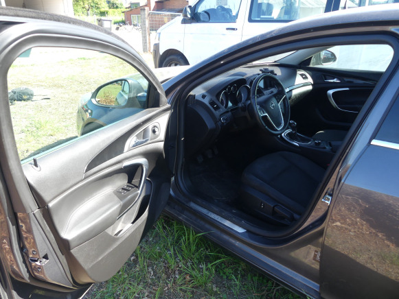 Voiture Opel INSIGNA (2011-155.376 km) - PKW: das Bild 5 Voiture Opel INSIGNA (2011-155.376 km) - PKW: das Bild 5