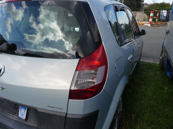 Voiture (saisie sur voirie) Renault Scenic 1.9 DCI - PKW: das Bild 5 Voiture (saisie sur voirie) Renault Scenic 1.9 DCI - PKW: das Bild 5