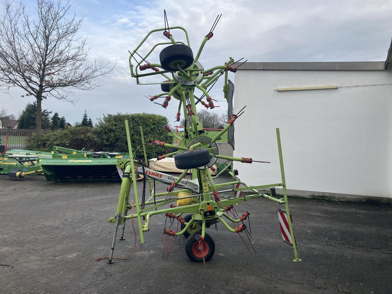 CLAAS Volto 64 - Heuwender/ Wenderechen: das Bild 2 CLAAS Volto 64 - Heuwender/ Wenderechen: das Bild 2