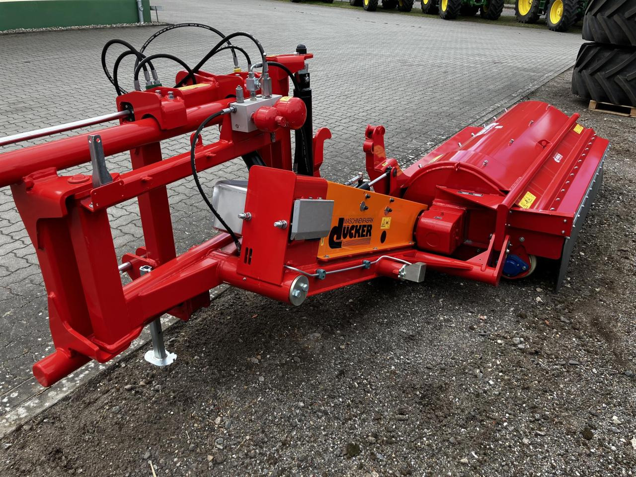 Dücker USM-21 - Schlegelmäher: das Bild 3 Dücker USM-21 - Schlegelmäher: das Bild 3