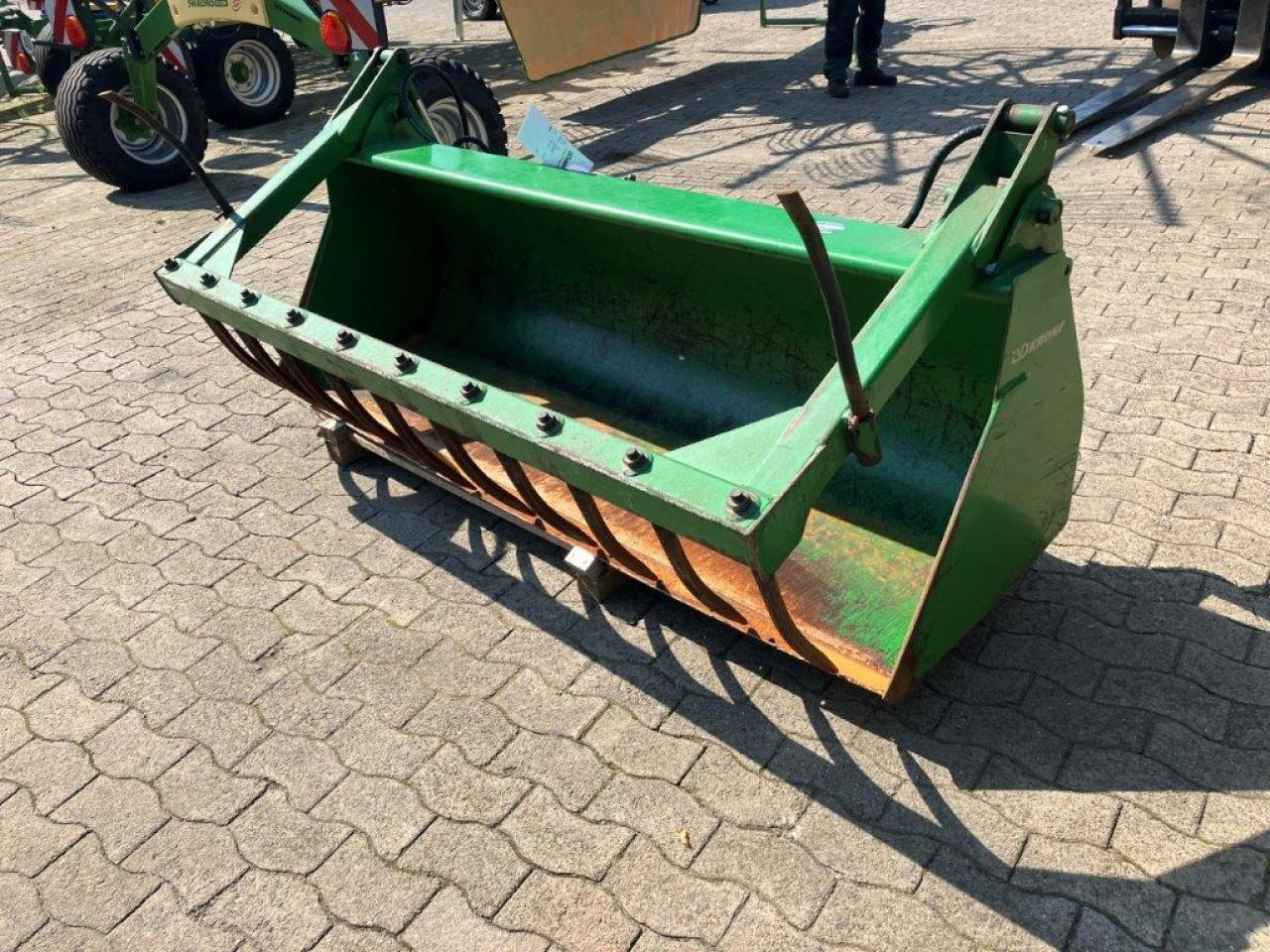 John Deere 2,20 m - Schaufel: das Bild 1 John Deere 2,20 m - Schaufel: das Bild 1