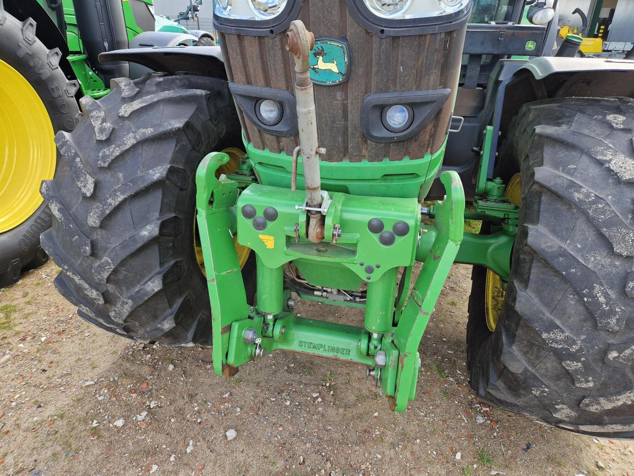 John Deere 6140R – Leasing John Deere 6140R: das Bild 9 John Deere 6140R – Leasing John Deere 6140R: das Bild 9