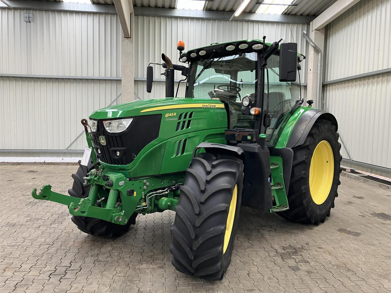John Deere 6145R - Traktor: das Bild 1 John Deere 6145R - Traktor: das Bild 1