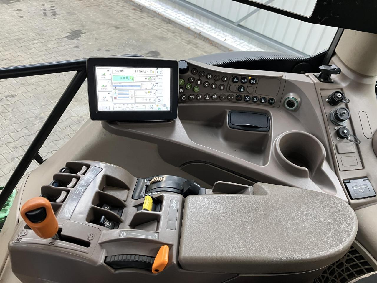 John Deere 6170R – Leasing John Deere 6170R: das Bild 10 John Deere 6170R – Leasing John Deere 6170R: das Bild 10