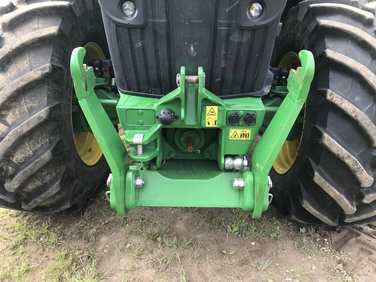 John Deere 7R 310 - Traktor: das Bild 4 John Deere 7R 310 - Traktor: das Bild 4
