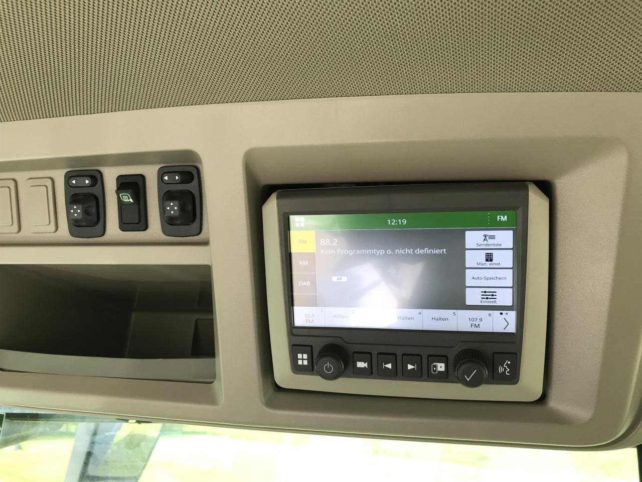 Traktor John Deere 7R 310: das Bild 11