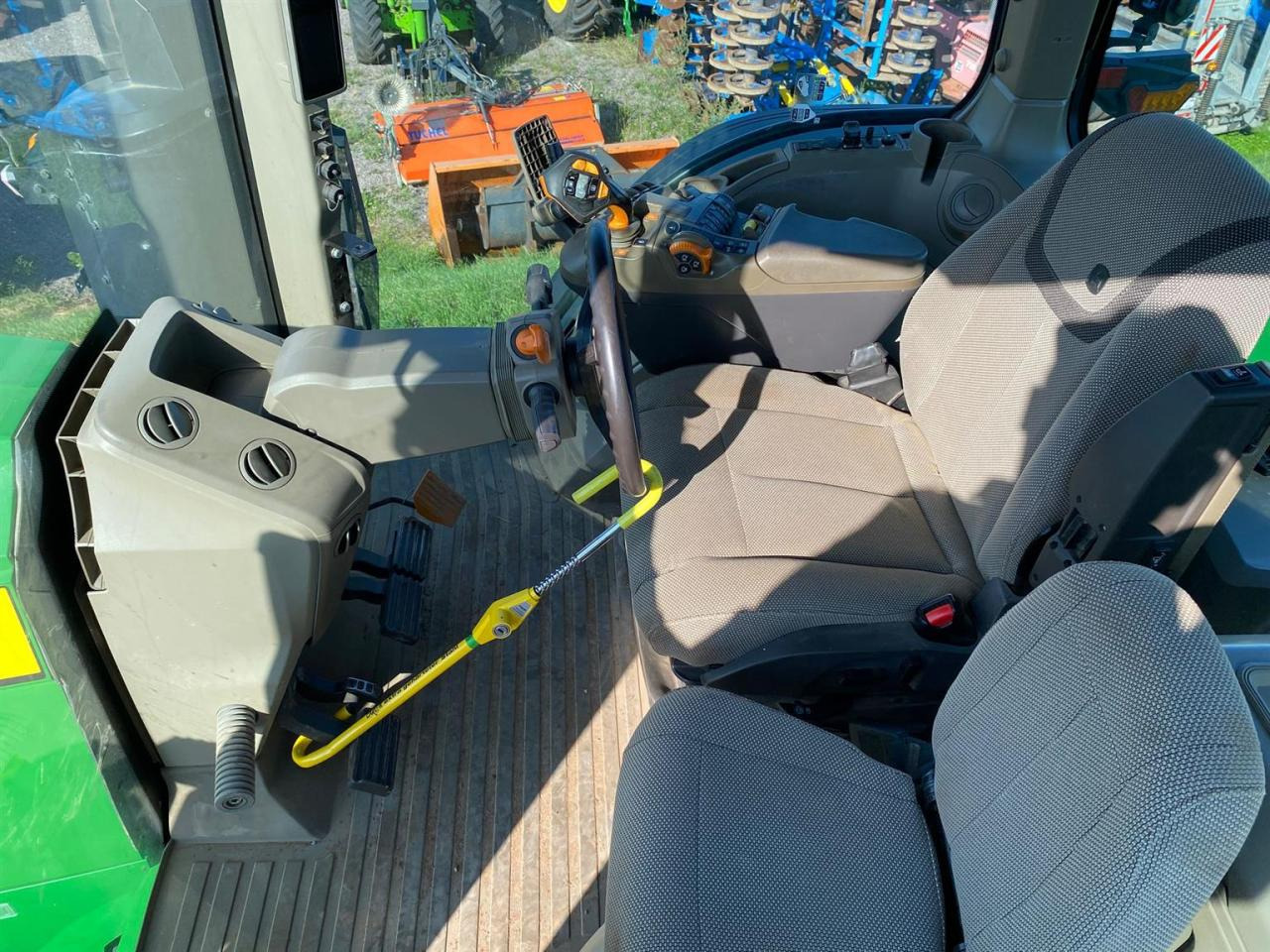 John Deere 7R 330 - Traktor: das Bild 5 John Deere 7R 330 - Traktor: das Bild 5