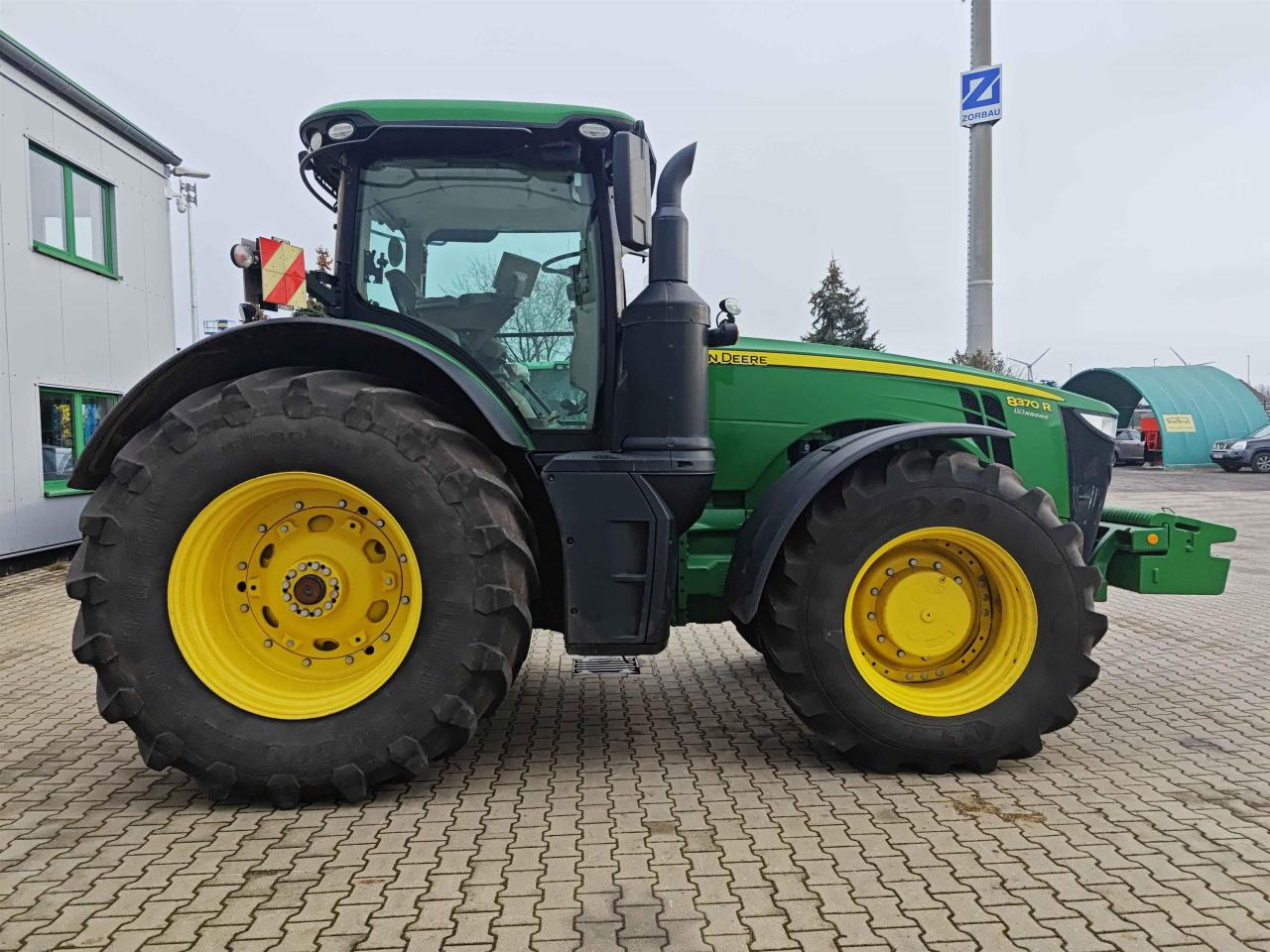 Traktor John Deere 8370R: das Bild 6