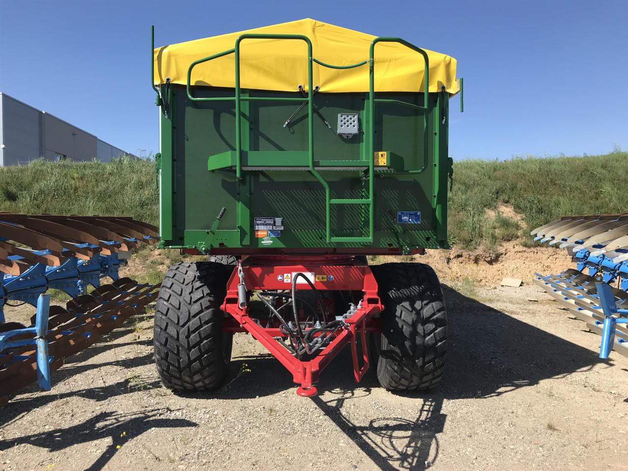 Kröger HKD 302 - Kipper Anhänger: das Bild 4 Kröger HKD 302 - Kipper Anhänger: das Bild 4