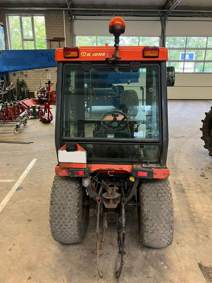 Kubota B2110 - Kommunaltraktor: das Bild 3 Kubota B2110 - Kommunaltraktor: das Bild 3