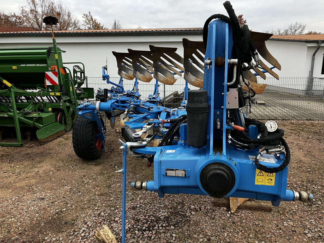 Lemken Juwel 8 M V U 5 L 100 - Pflug: das Bild 2 Lemken Juwel 8 M V U 5 L 100 - Pflug: das Bild 2