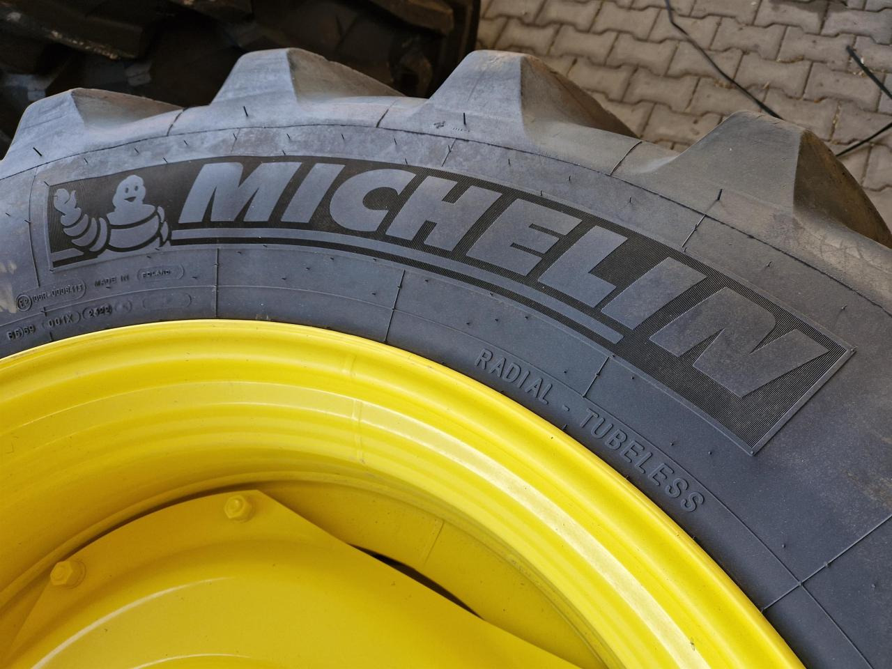 Michelin 480/70R38 - Reifen für Landmaschine: das Bild 3 Michelin 480/70R38 - Reifen für Landmaschine: das Bild 3