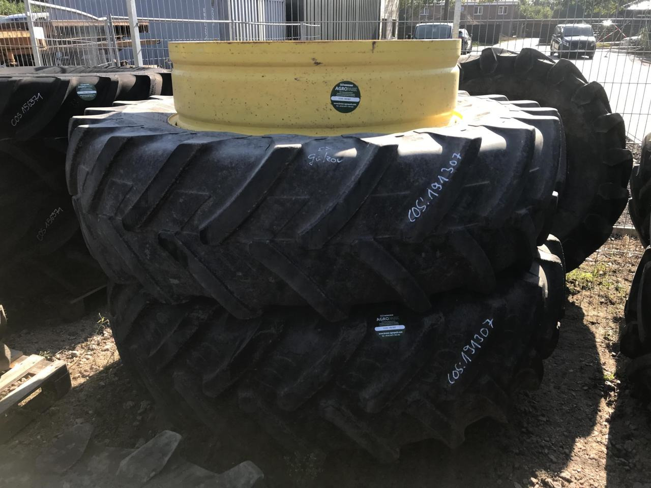 Michelin 520/85R46 - Reifen für Landmaschine: das Bild 2 Michelin 520/85R46 - Reifen für Landmaschine: das Bild 2