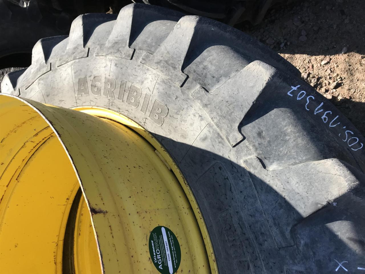 Michelin 520/85R46 - Reifen für Landmaschine: das Bild 5 Michelin 520/85R46 - Reifen für Landmaschine: das Bild 5