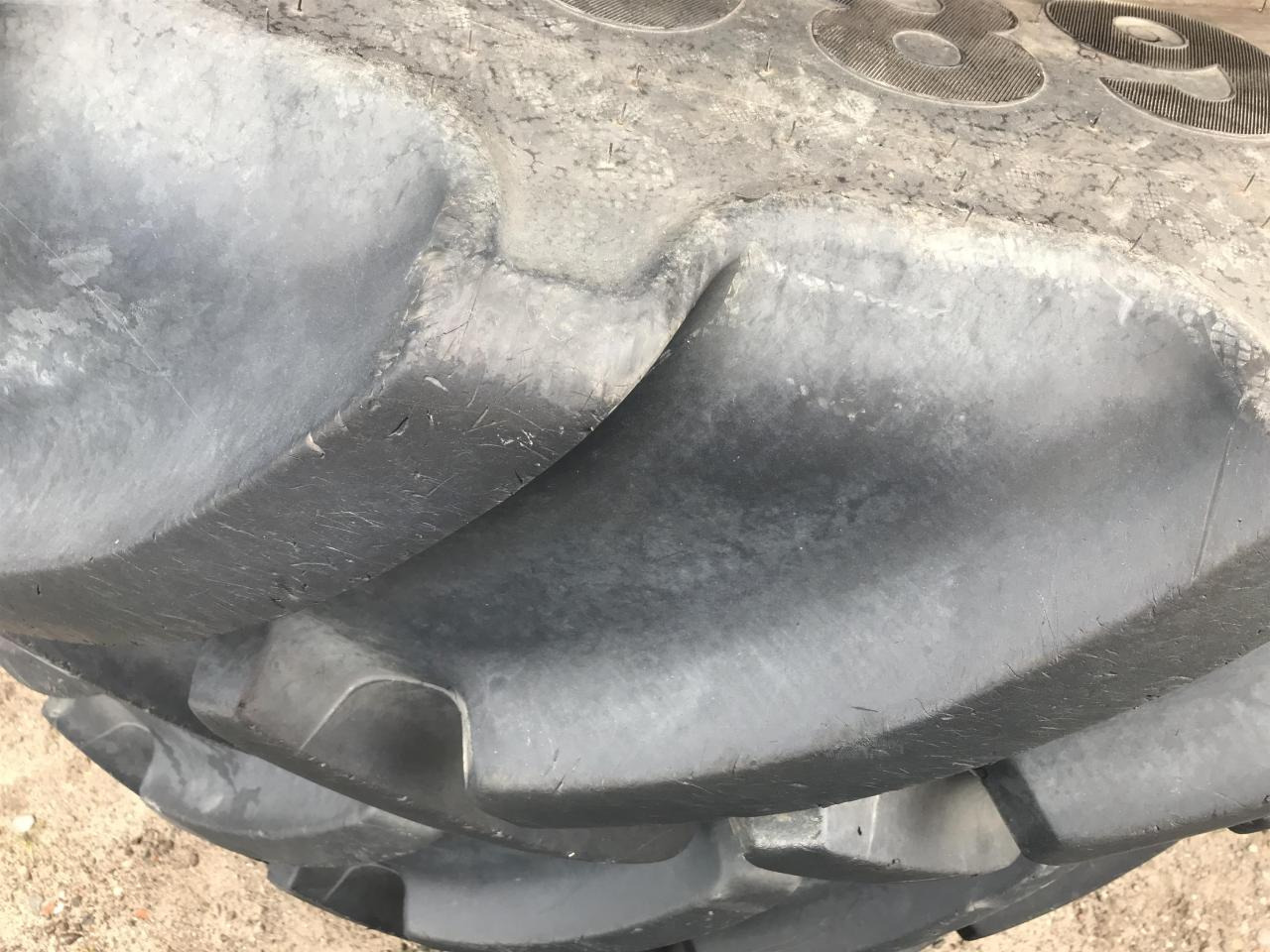 Mitas 680/80R42 - Reifen für Landmaschine: das Bild 3 Mitas 680/80R42 - Reifen für Landmaschine: das Bild 3