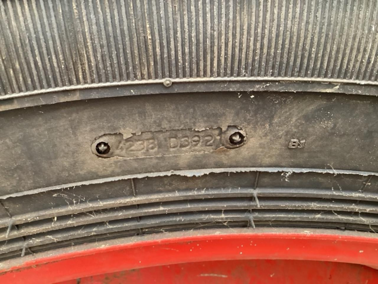 Sonstige / Other UNBEKANNT 420R38 & 20.8R46 - Reifen für Landmaschine: das Bild 5 Sonstige / Other UNBEKANNT 420R38 & 20.8R46 - Reifen für Landmaschine: das Bild 5