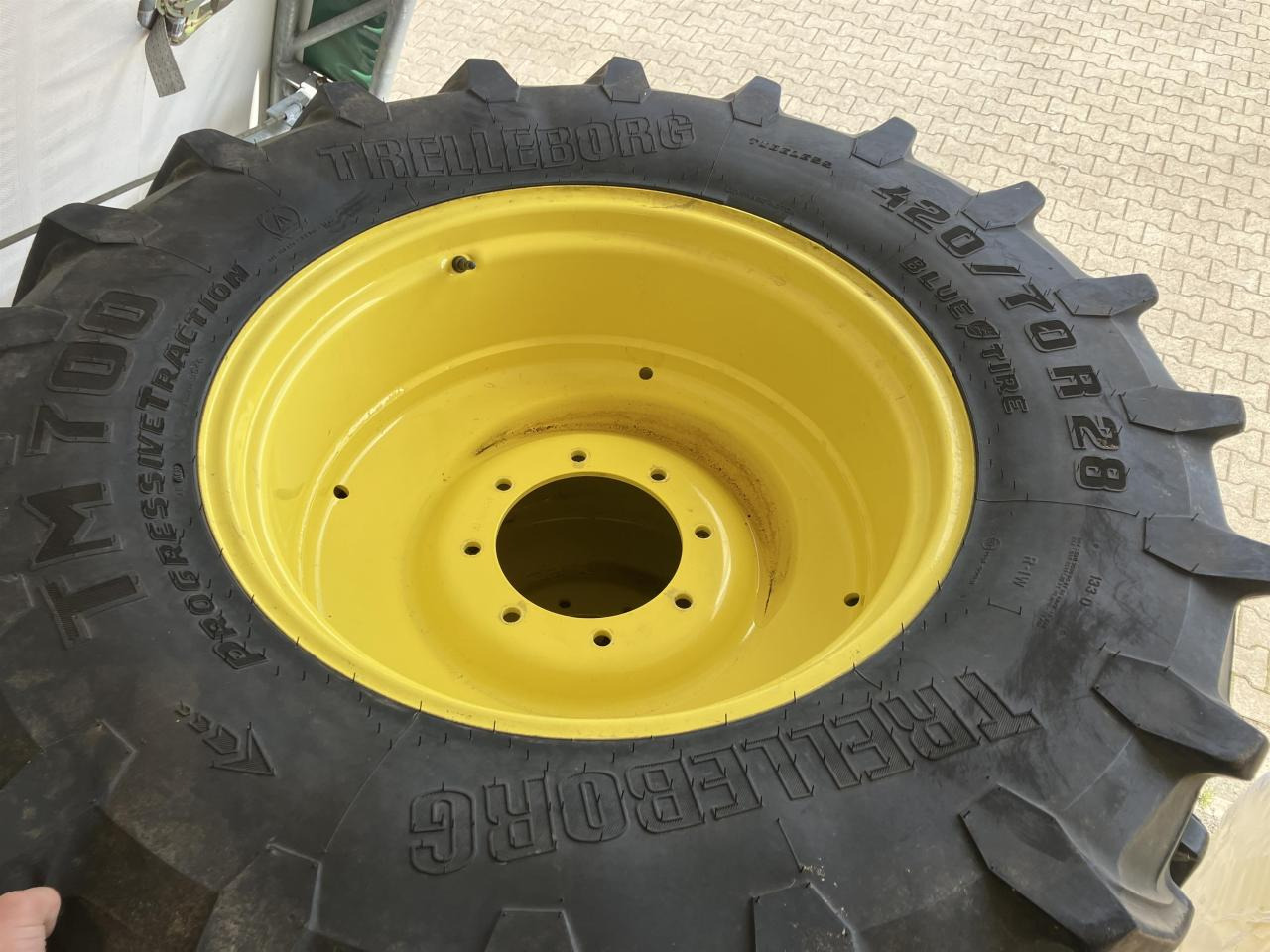 Trelleborg 420/70R28 - Reifen für Landmaschine: das Bild 4 Trelleborg 420/70R28 - Reifen für Landmaschine: das Bild 4
