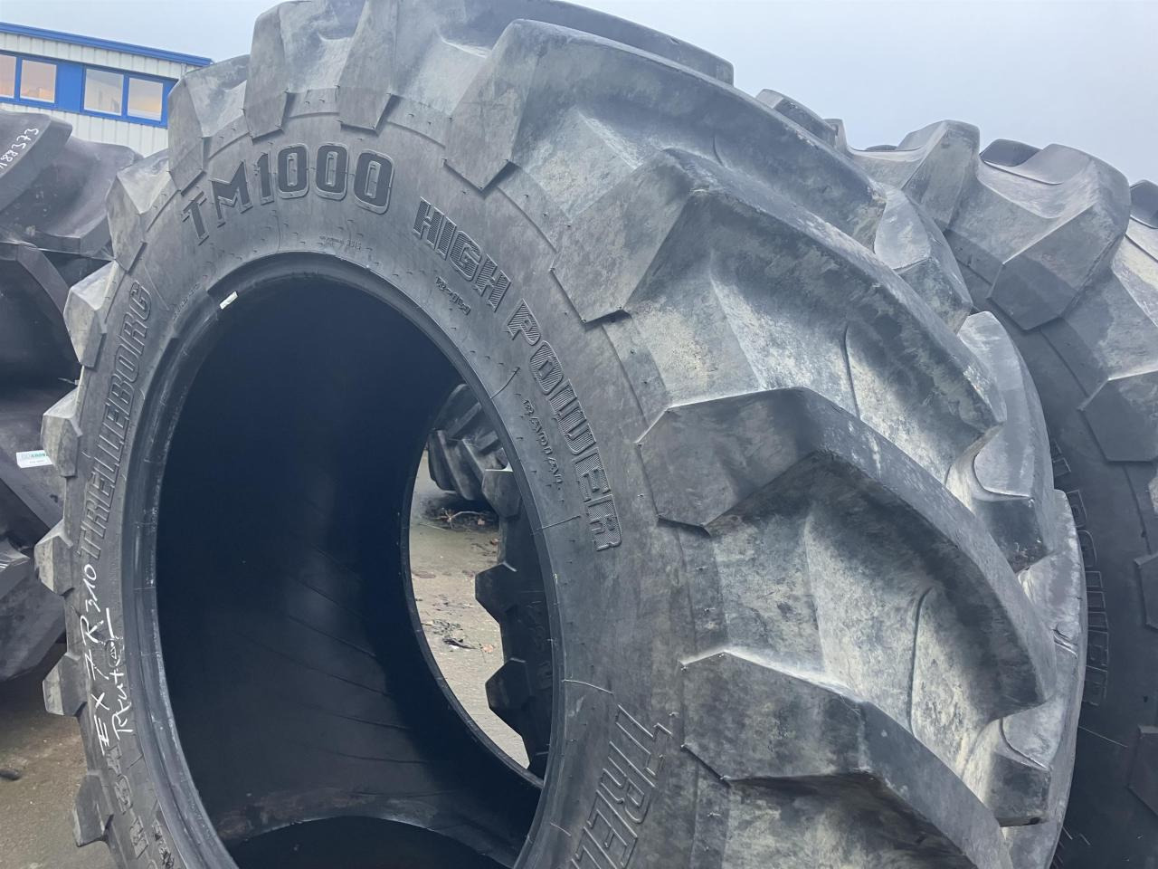 Trelleborg 650/60R34 - Reifen für Landmaschine: das Bild 1 Trelleborg 650/60R34 - Reifen für Landmaschine: das Bild 1