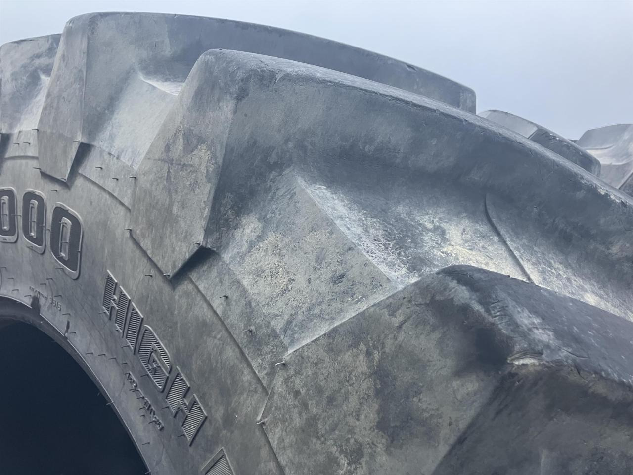 Trelleborg 650/60R34 - Reifen für Landmaschine: das Bild 3 Trelleborg 650/60R34 - Reifen für Landmaschine: das Bild 3