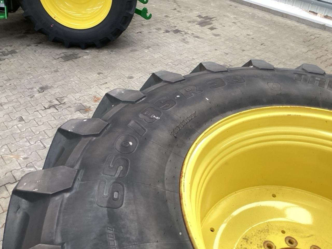 Trelleborg 650/85R38 - Reifen für Landmaschine: das Bild 2 Trelleborg 650/85R38 - Reifen für Landmaschine: das Bild 2