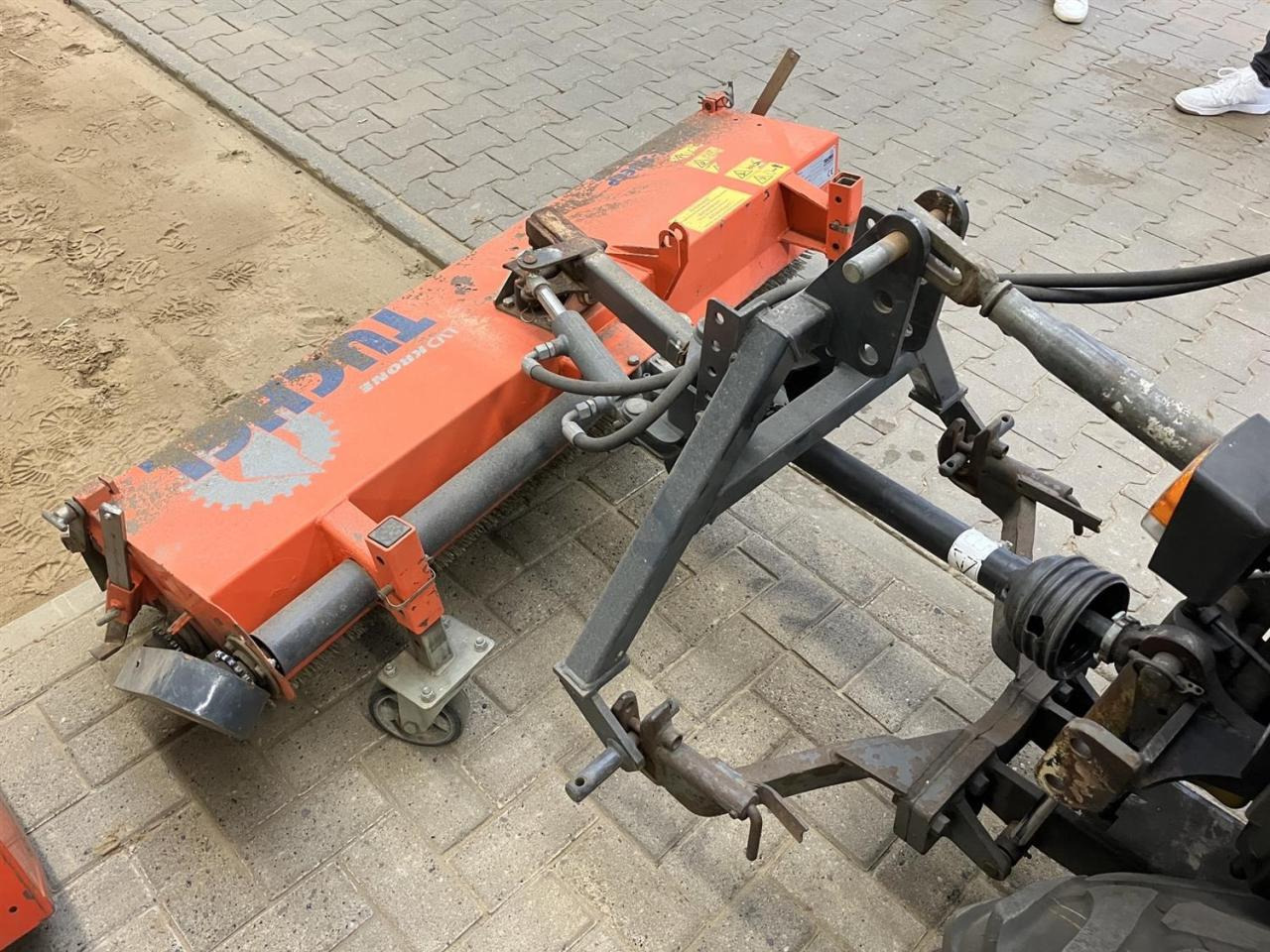 Tuchel Simplex 150 - Kehrbesen: das Bild 1 Tuchel Simplex 150 - Kehrbesen: das Bild 1