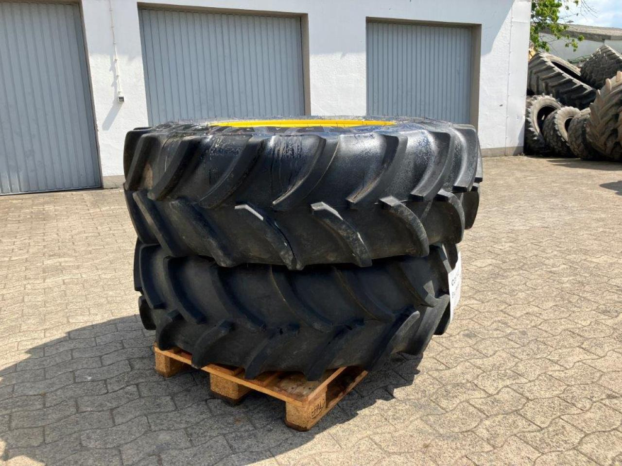 Vredestein 420/85R30 - Reifen für Landmaschine: das Bild 2 Vredestein 420/85R30 - Reifen für Landmaschine: das Bild 2