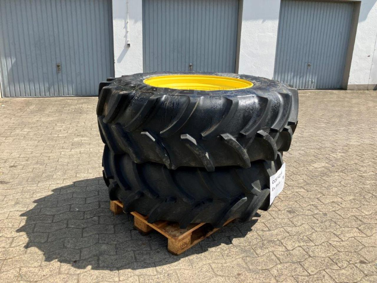 Vredestein 420/85R30 - Reifen für Landmaschine: das Bild 1 Vredestein 420/85R30 - Reifen für Landmaschine: das Bild 1