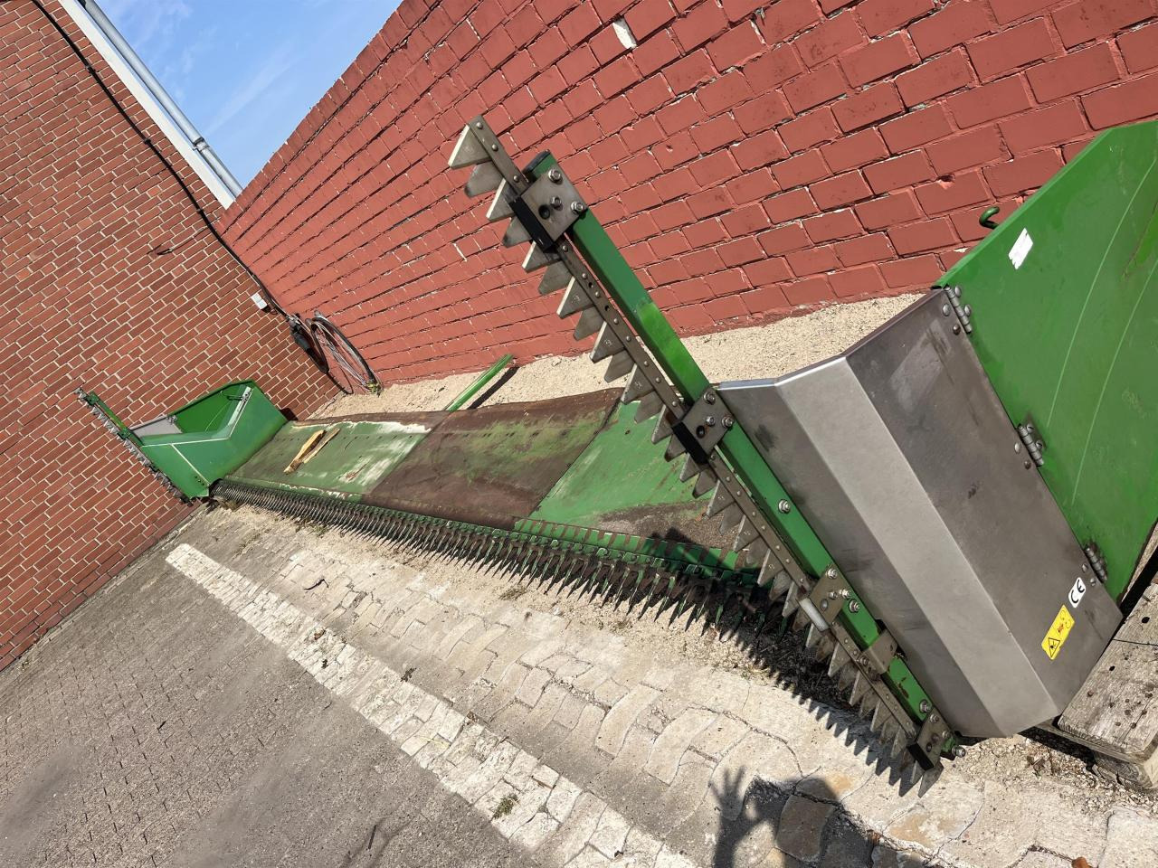 Zürn RapsProfi II - Ernteforsatz für Häcksler: das Bild 3 Zürn RapsProfi II - Ernteforsatz für Häcksler: das Bild 3