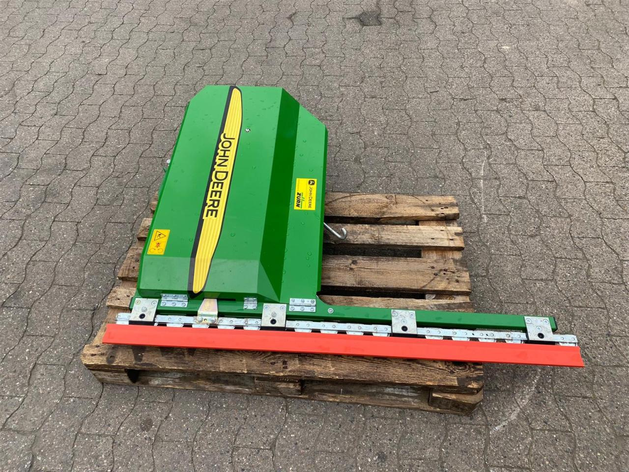 Zürn Rapstrenner links und rechts - Ernteforsatz für Häcksler: das Bild 2 Zürn Rapstrenner links und rechts - Ernteforsatz für Häcksler: das Bild 2