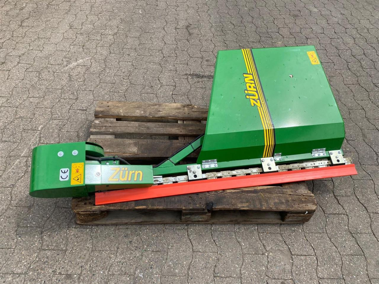 Zürn Rapstrenner links und rechts - Ernteforsatz für Häcksler: das Bild 1 Zürn Rapstrenner links und rechts - Ernteforsatz für Häcksler: das Bild 1
