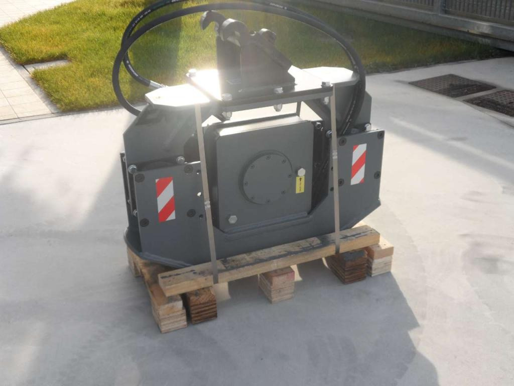 CM PV 20.40 - Rüttelplatte, Anbauteil: das Bild 2 CM PV 20.40 - Rüttelplatte, Anbauteil: das Bild 2