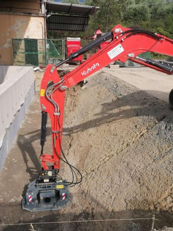 CM PV 20.40 - Rüttelplatte, Anbauteil: das Bild 3 CM PV 20.40 - Rüttelplatte, Anbauteil: das Bild 3