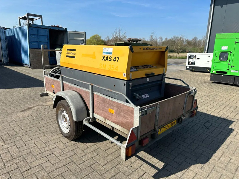 Atlas-Copco XAS 47 DD Deutz 2.6 m3 / min 7 Bar 21 kW Mobiele Diesel Compressor op aanhanger - Luftkompressor: das Bild 5 Atlas-Copco XAS 47 DD Deutz 2.6 m3 / min 7 Bar 21 kW Mobiele Diesel Compressor op aanhanger - Luftkompressor: das Bild 5