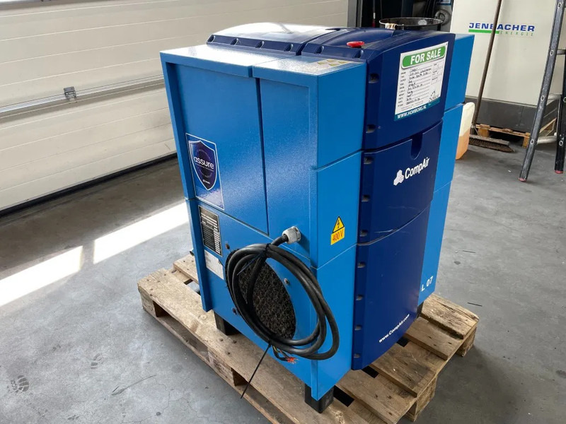 Compair L07 - 7,5A Schroefcompressor 750L/min als nieuw! - Luftkompressor: das Bild 2 Compair L07 - 7,5A Schroefcompressor 750L/min als nieuw! - Luftkompressor: das Bild 2
