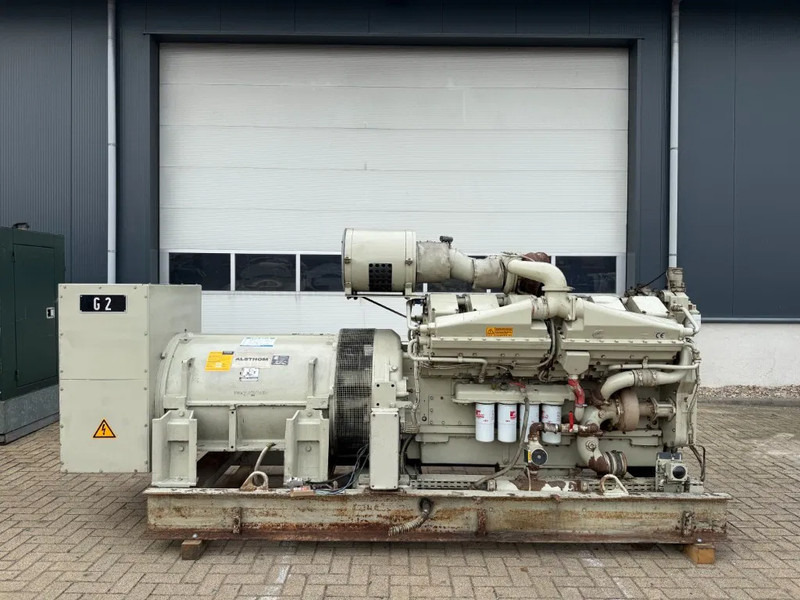 Cummins KTA 38 G5 Leroy Somer 1000 kVA noodstroom generatorset - Stromgenerator: das Bild 1 Cummins KTA 38 G5 Leroy Somer 1000 kVA noodstroom generatorset - Stromgenerator: das Bild 1