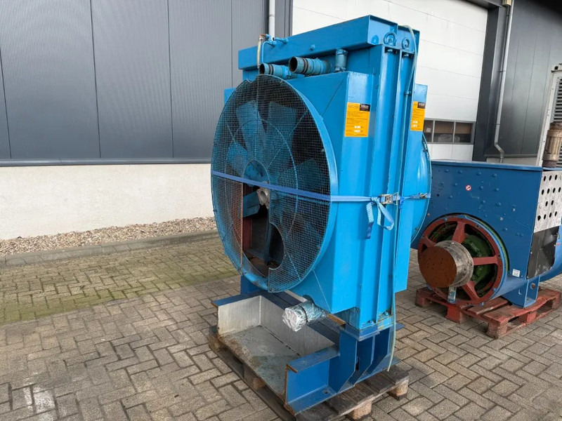 Cummins KTTA 19 G Radiateur Koeler Radiator 700 PK - Motor für Flurförderzeug: das Bild 1 Cummins KTTA 19 G Radiateur Koeler Radiator 700 PK - Motor für Flurförderzeug: das Bild 1