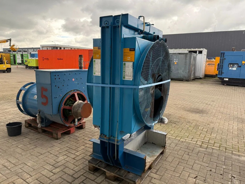 Cummins KTTA 19 G Radiateur Koeler Radiator 700 PK - Motor für Flurförderzeug: das Bild 3 Cummins KTTA 19 G Radiateur Koeler Radiator 700 PK - Motor für Flurförderzeug: das Bild 3