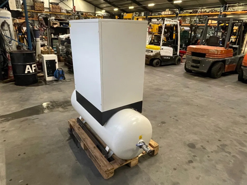 Fiac New Silver 10 / 270 Silent 7.5 kW 860 L / min 10 bar Elektrische Schroefcompressor met ketel - Luftkompressor: das Bild 5 Fiac New Silver 10 / 270 Silent 7.5 kW 860 L / min 10 bar Elektrische Schroefcompressor met ketel - Luftkompressor: das Bild 5