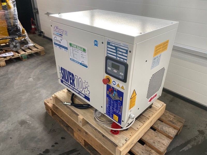 Fiac New Silver 10 Silent 7.5 kW 860 L / min 10 bar Elektrische Schroefcompressor - Luftkompressor: das Bild 3 Fiac New Silver 10 Silent 7.5 kW 860 L / min 10 bar Elektrische Schroefcompressor - Luftkompressor: das Bild 3