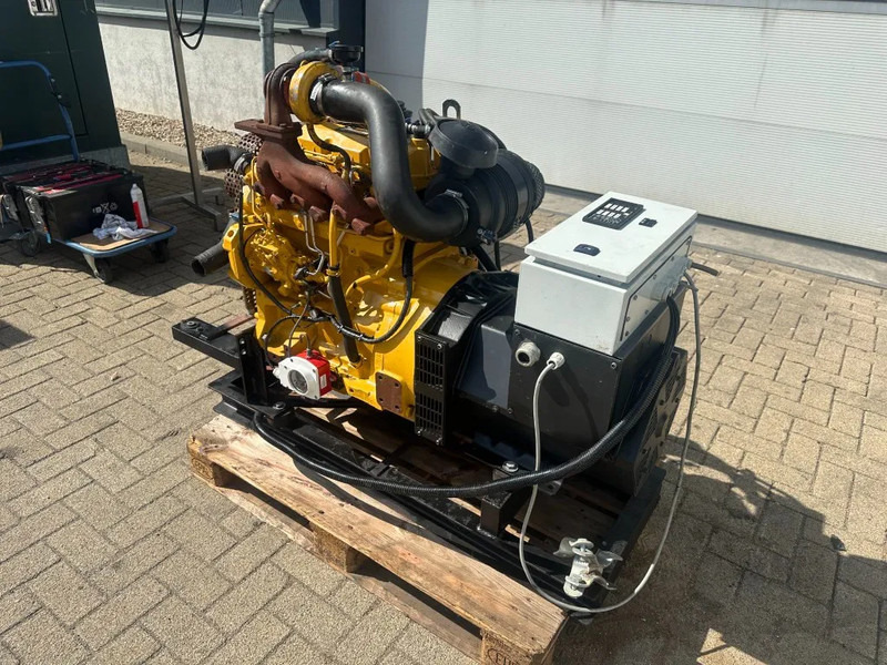 John Deere 3029 Stamford 30 kVA generatorset - Stromgenerator: das Bild 2 John Deere 3029 Stamford 30 kVA generatorset - Stromgenerator: das Bild 2