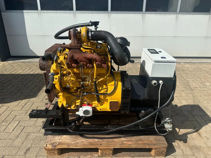 John Deere 3029 Stamford 30 kVA generatorset - Stromgenerator: das Bild 1 John Deere 3029 Stamford 30 kVA generatorset - Stromgenerator: das Bild 1
