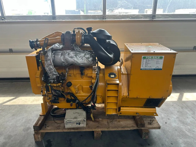 John Deere 4045 HFU 72 Stamford 81.5 kVA Marine Generatorset - Stromgenerator: das Bild 1 John Deere 4045 HFU 72 Stamford 81.5 kVA Marine Generatorset - Stromgenerator: das Bild 1