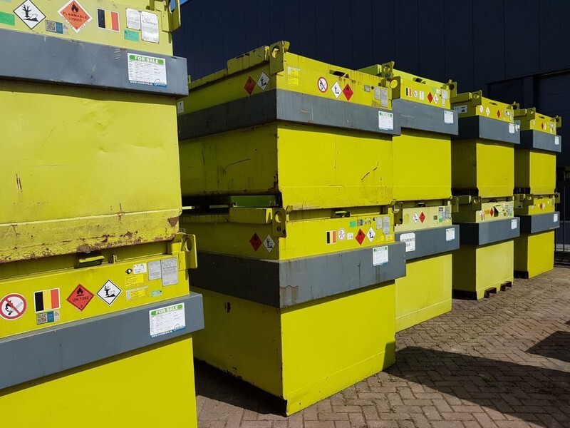 Lagertank Kiwa IBC Steenbergen 2000 liter Kiwa IBC Dieseltank met handpomp: das Bild 6 Lagertank Kiwa IBC Steenbergen 2000 liter Kiwa IBC Dieseltank met handpomp: das Bild 6