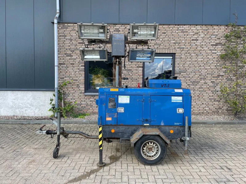 Kubota Superlight VT1 mobiele lichtmast-generator - Lichtmasten: das Bild 1 Kubota Superlight VT1 mobiele lichtmast-generator - Lichtmasten: das Bild 1