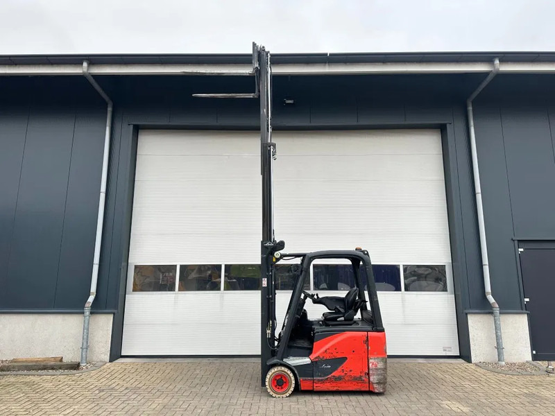 Linde E16H-02 1.6 ton Triplex Freelift Sideshift Elektra Heftruck 2016 - Elektrostapler: das Bild 3 Linde E16H-02 1.6 ton Triplex Freelift Sideshift Elektra Heftruck 2016 - Elektrostapler: das Bild 3
