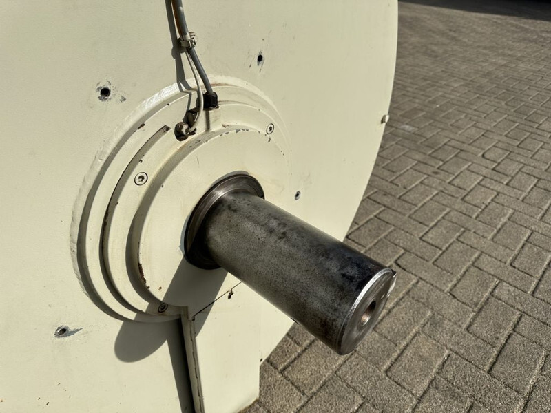 PILLER SG 102.40 Pillar 1750 kVA generatordeel Alternator as New ! 18 test hours ! - Stromgenerator: das Bild 5 PILLER SG 102.40 Pillar 1750 kVA generatordeel Alternator as New ! 18 test hours ! - Stromgenerator: das Bild 5